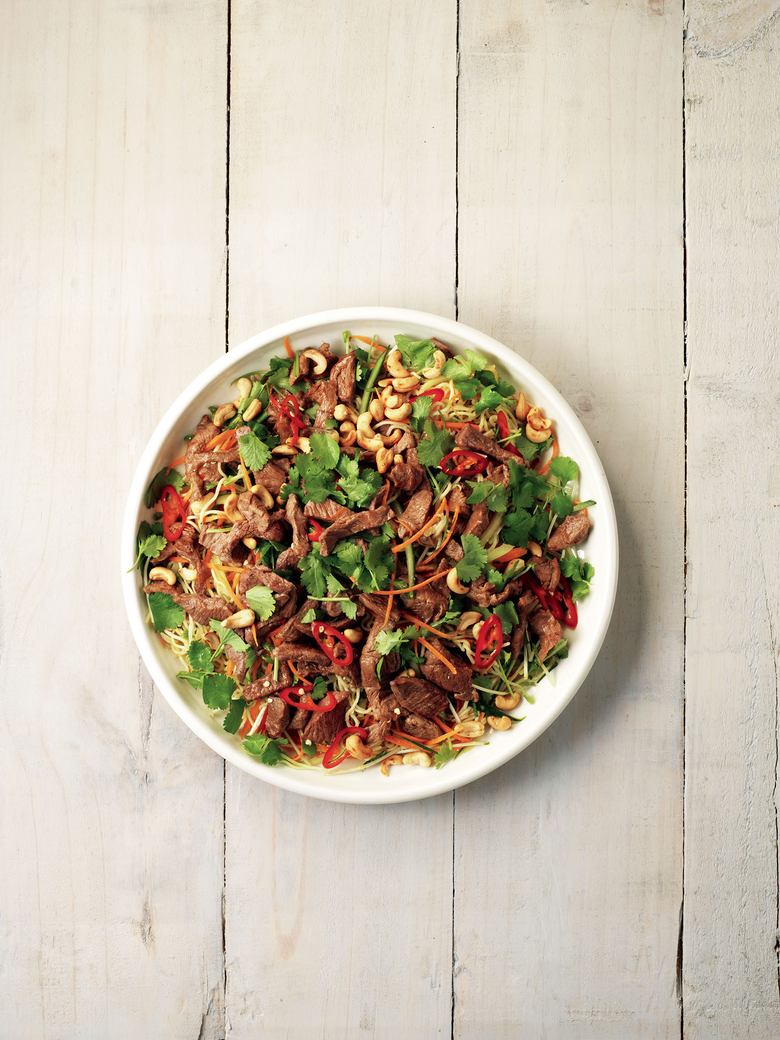 Warmer Nudelsalat mit Lamm Plate