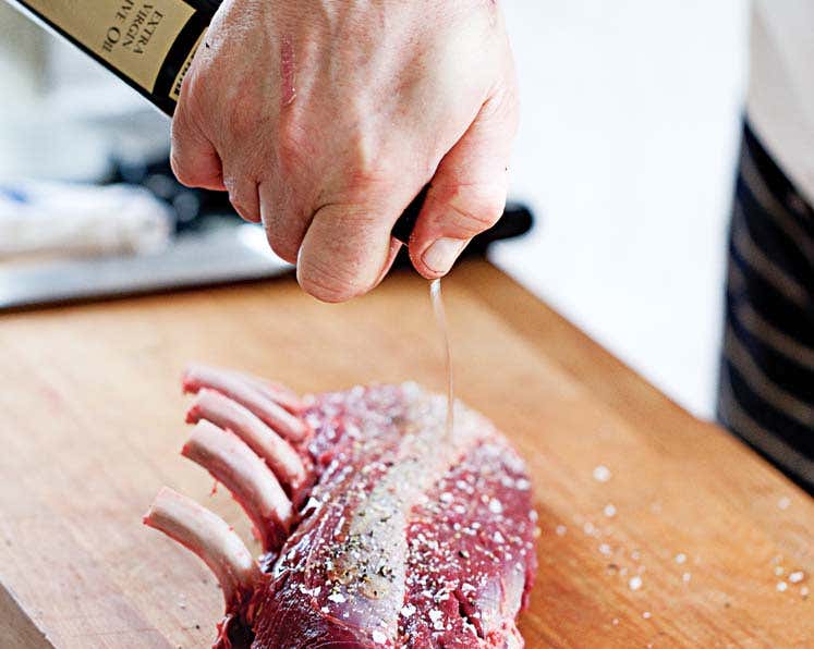 Heben Sie das Öl für das Fleisch auf