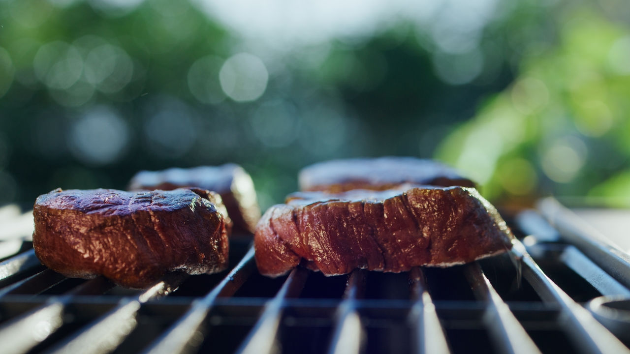 for an evenly cooked, delicious steak be sure to give it some space