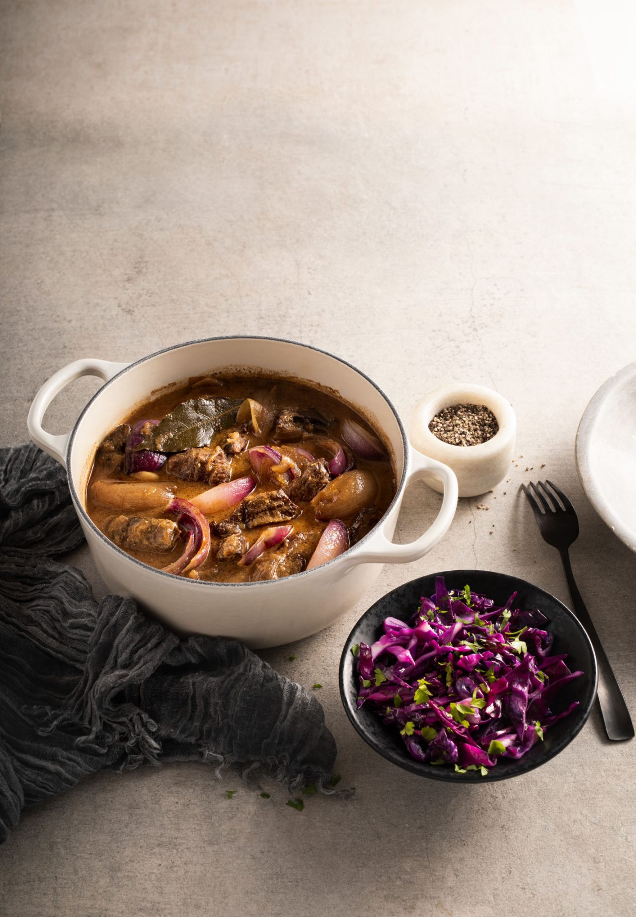 Caramelised Onion Venison Diced with Braised Cabbage